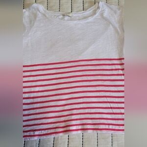 💚10 for $10💚 Bundle and save Tee with Pink Stripes